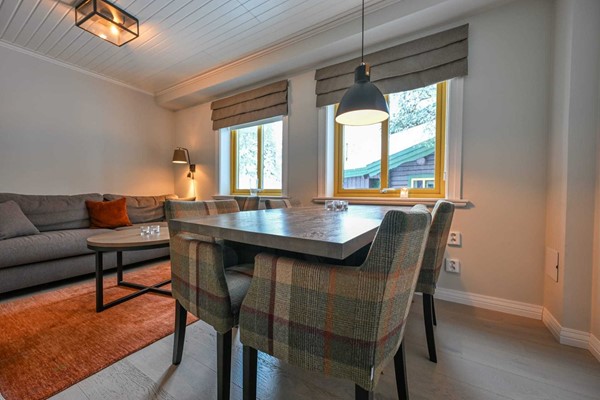 Matplats i vardagsrum